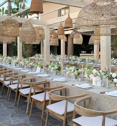 Breezy Elegance of Natural Tones, Garden-Inspired Florals, and Soft Candlelight